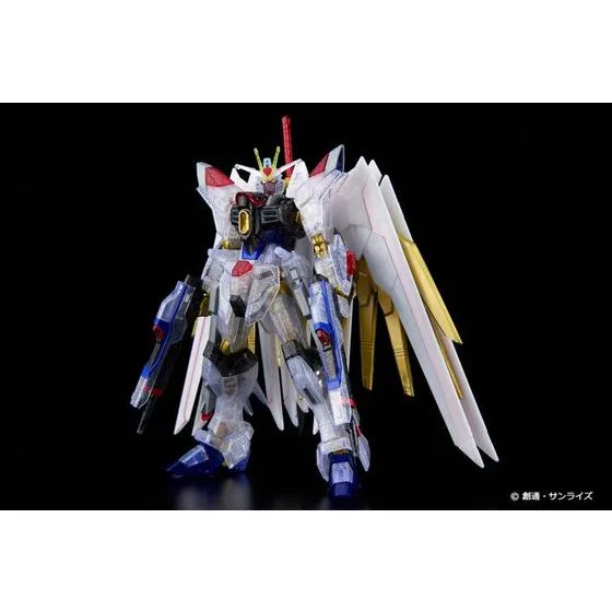 ZGMF/A-262PD-P Mighty Strike Freedom Gundam (Limited Clear Ver.)